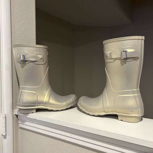 Hunter Original Nebula Wellingtons Pale Gold Rain Boot Snow- Size 10 - Picture 1 of 10